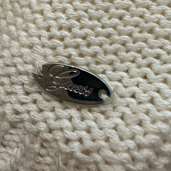 Bundle of 2 Guess Sweaters Size Small - Picture 9 of 15